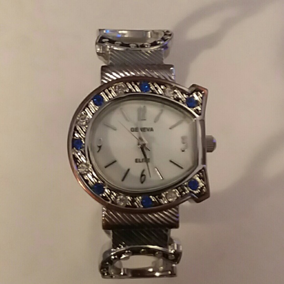 Geneva Elite Indianapolis Colts Watch - Picture 6 of 8